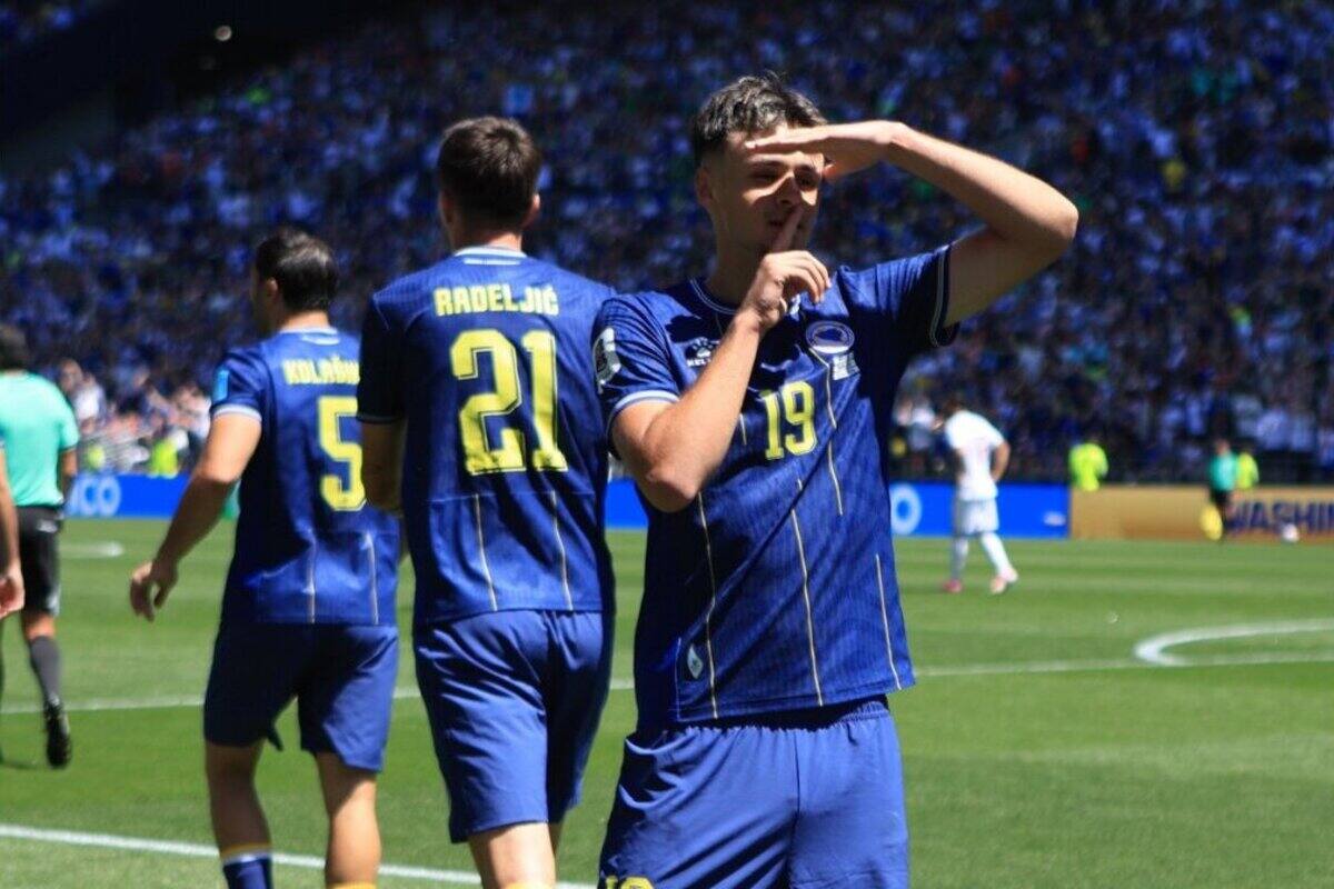 Bósnia vence e elimina o Catar na Copa do Mundo 