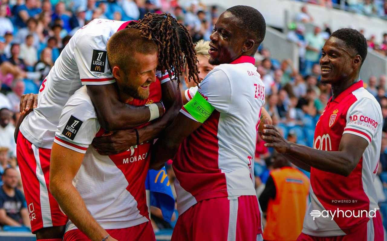 Filipe Luís inicia a Ligue 1 com vitória do Monaco Filipe Luís inicia a Ligue 1 com vitória do Monaco