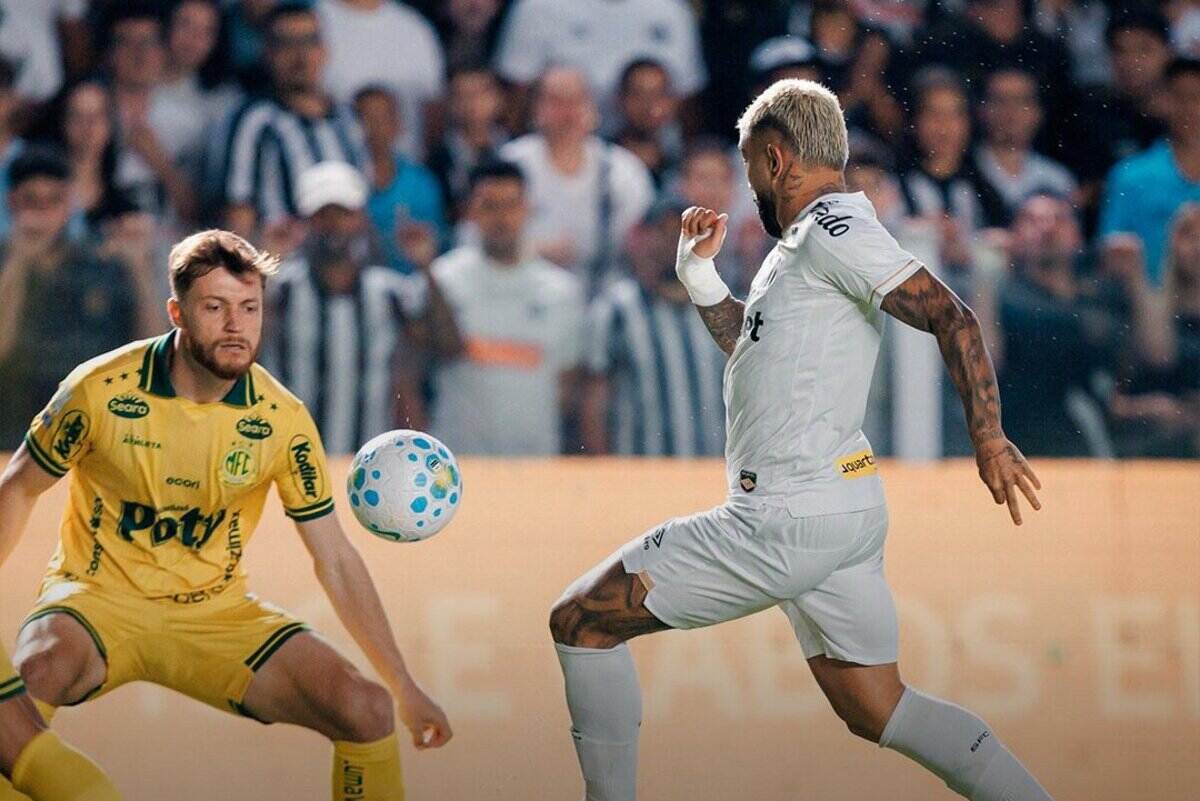 Com Neymar, Santos fica no empate contra Mirassol Com Neymar, Santos fica no empate contra Mirassol