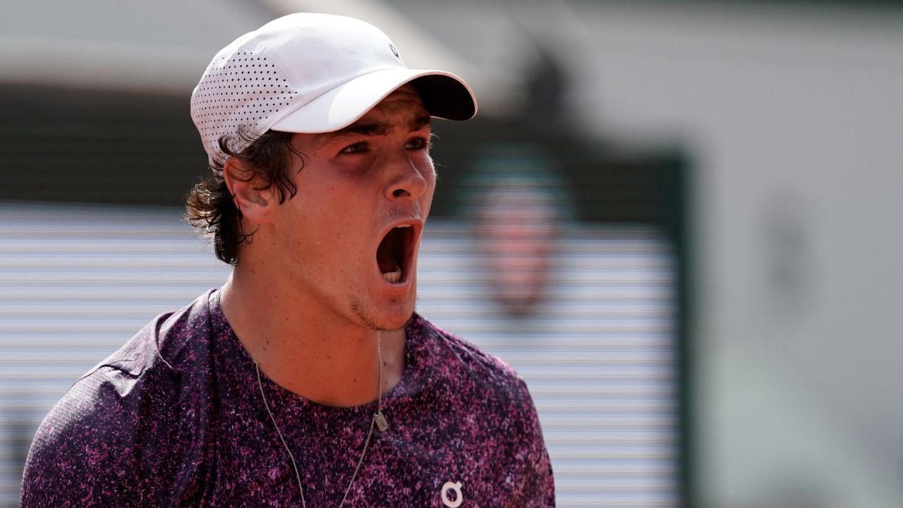 João Fonseca vence Djokovic e avança em Roland Garros João Fonseca vence Djokovic e avança em Roland Garros