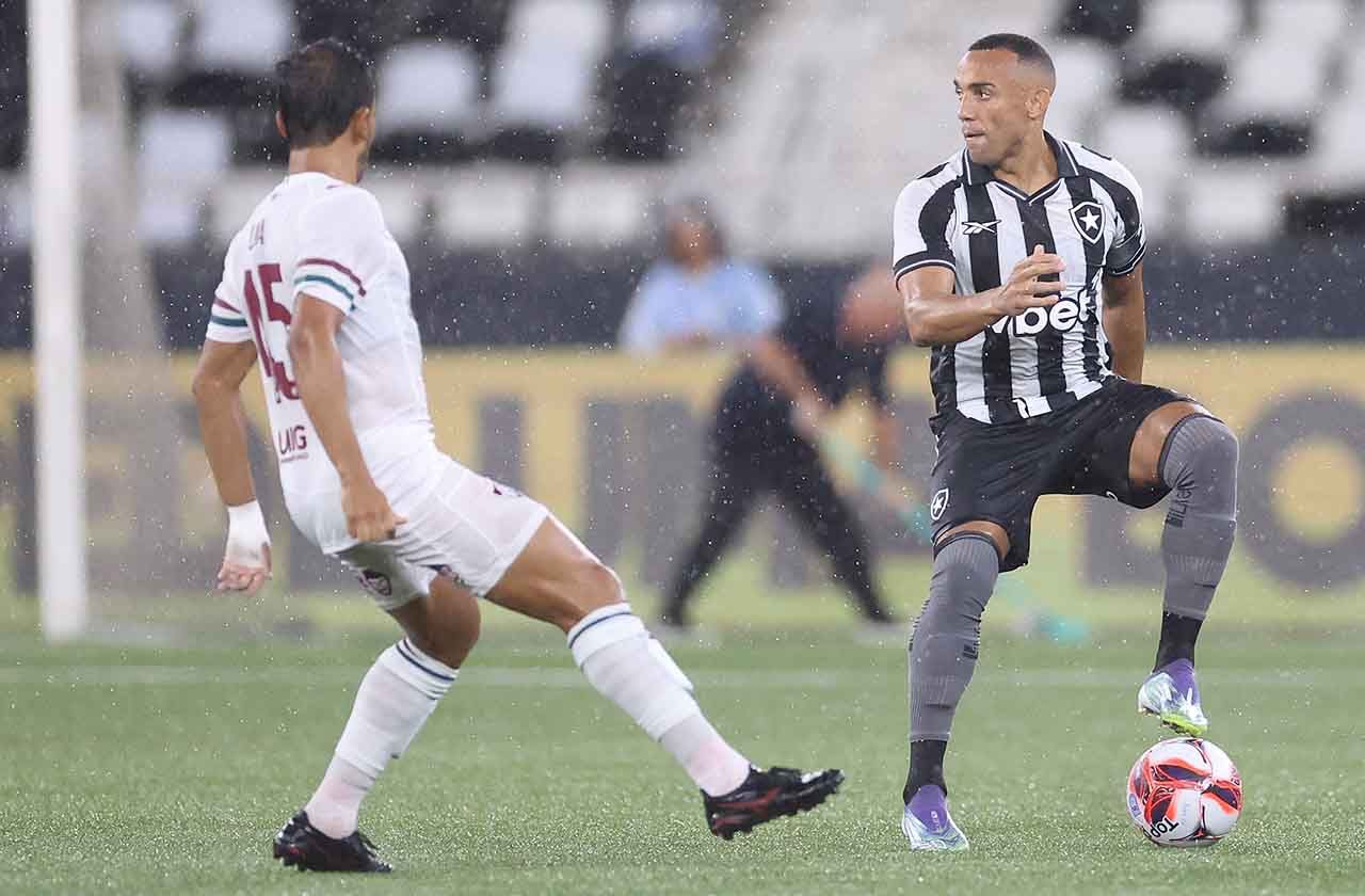 Marçal, do Botafogo, é absolvido por expulsão Marçal, do Botafogo, é absolvido por expulsão