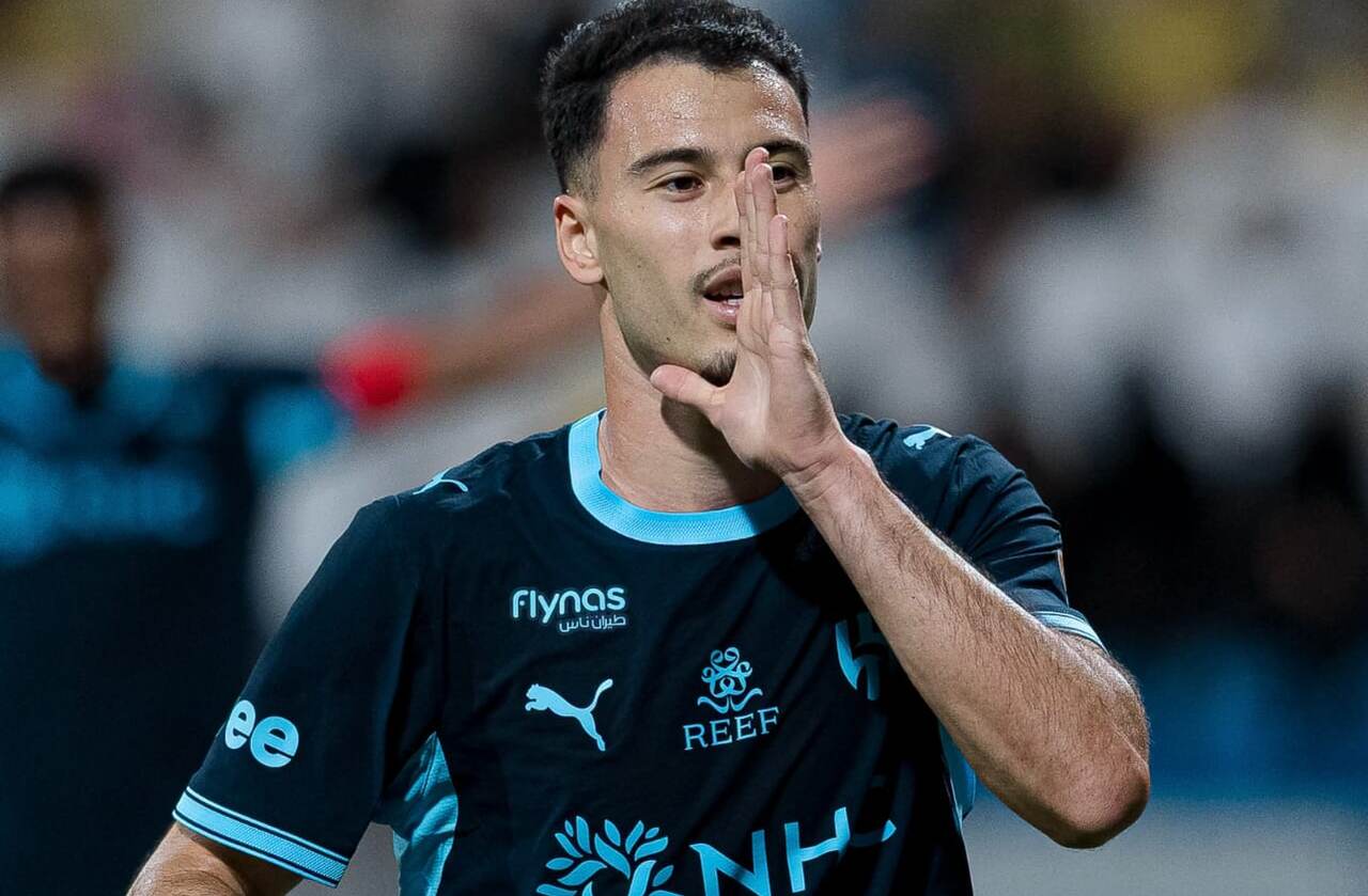 Martinelli faz hat-trick em goleada do Al-Hilal