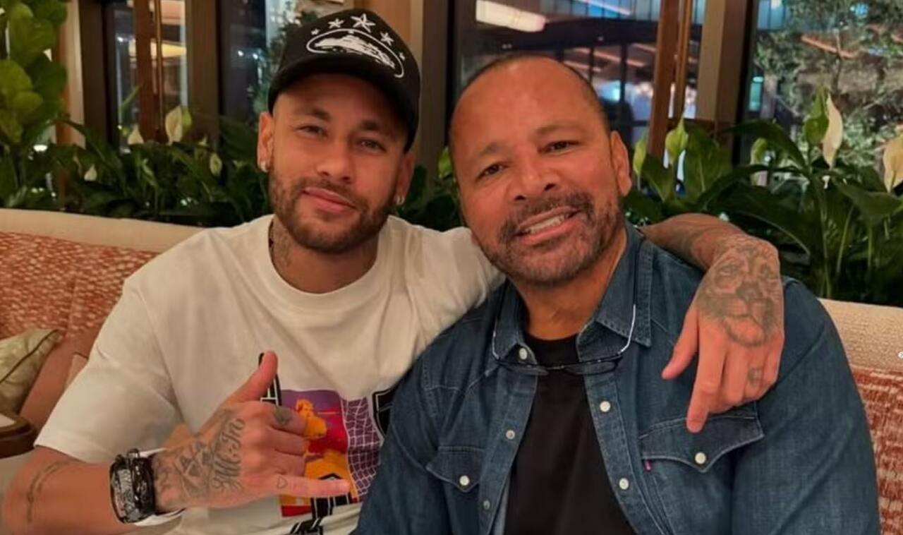 Pai nega aposentadoria de Neymar na Seleção Pai nega aposentadoria de Neymar na Seleção