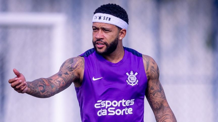 Corinthians não planeja renovar com Memphis Depay