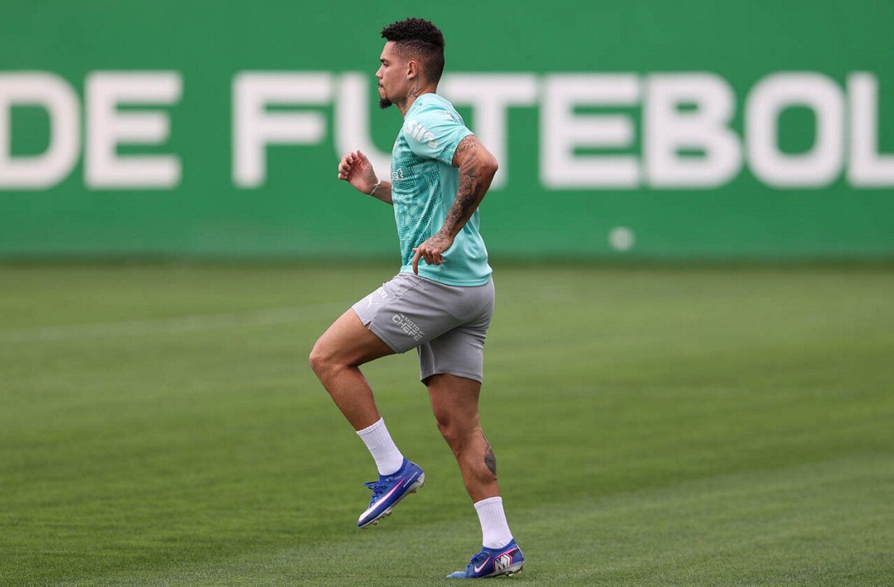 Palmeiras inicia tratamento de Paulinho após susto 