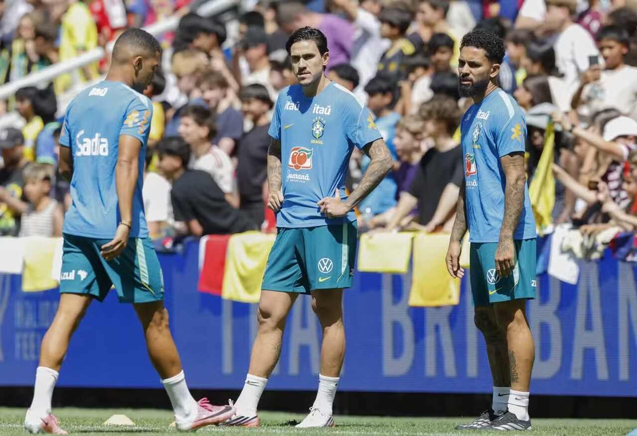 Ancelotti realiza mudanças e testes entre os titulares Ancelotti realiza mudanças e testes entre os titulares