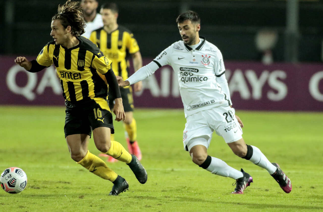 Corinthians tenta apagar retrospecto negativo recente contra o Peñarol