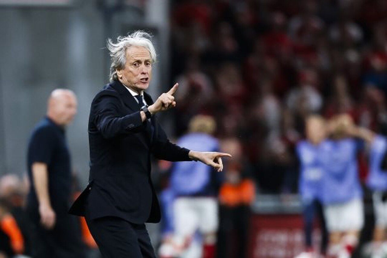 Portugal: Jorge Jesus minimiza polêmica com CR7 após vitória
