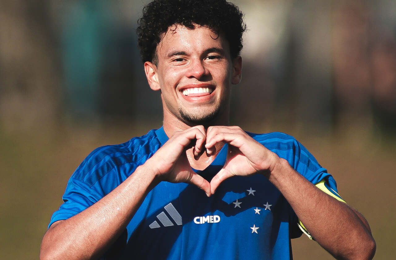 Grêmio perde Gustavo Martins, e Luís Castro muda defesa contra o Palestino