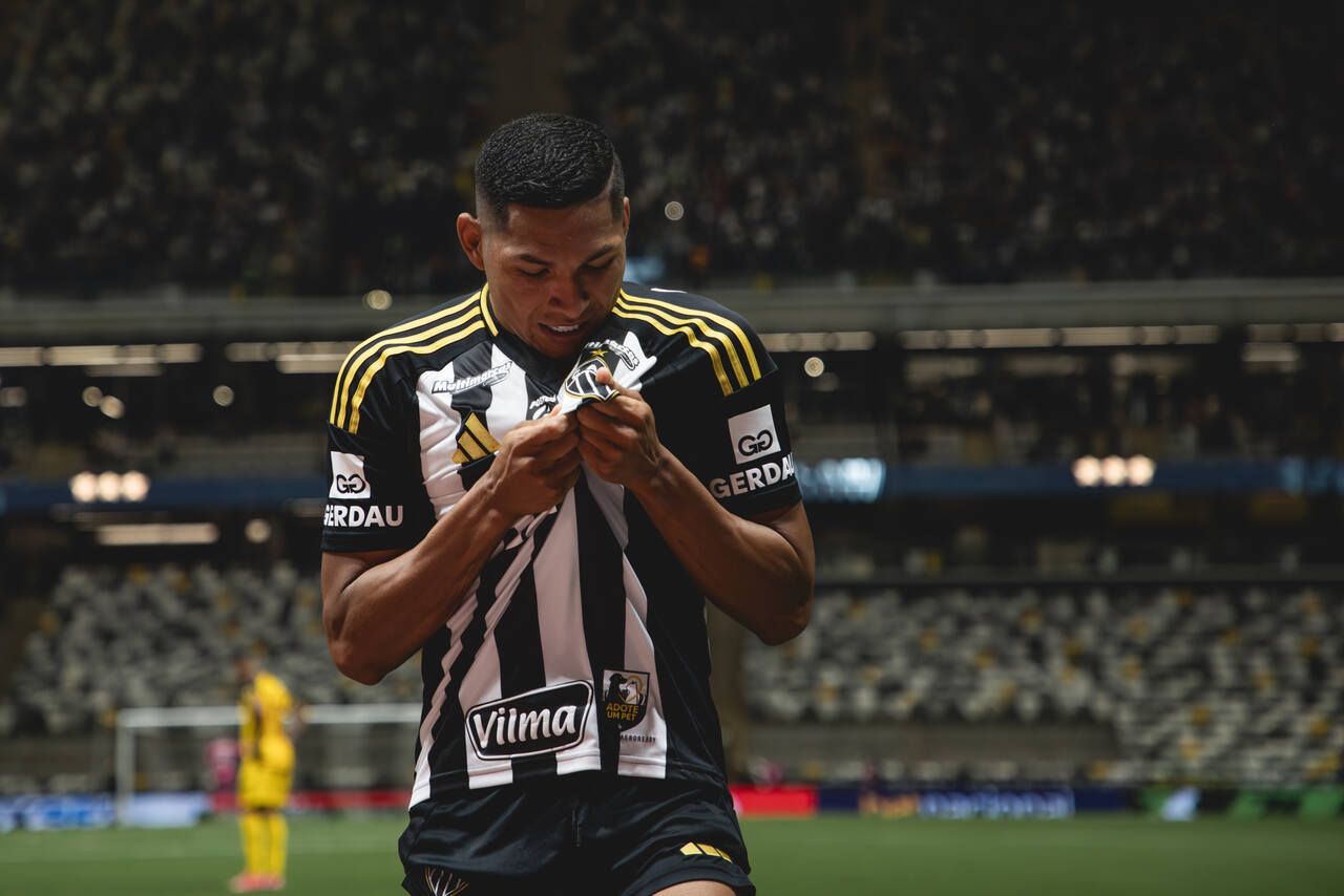 Rony entra na Justiça contra o Atlético Mineiro Rony entra na Justiça contra o Atlético Mineiro