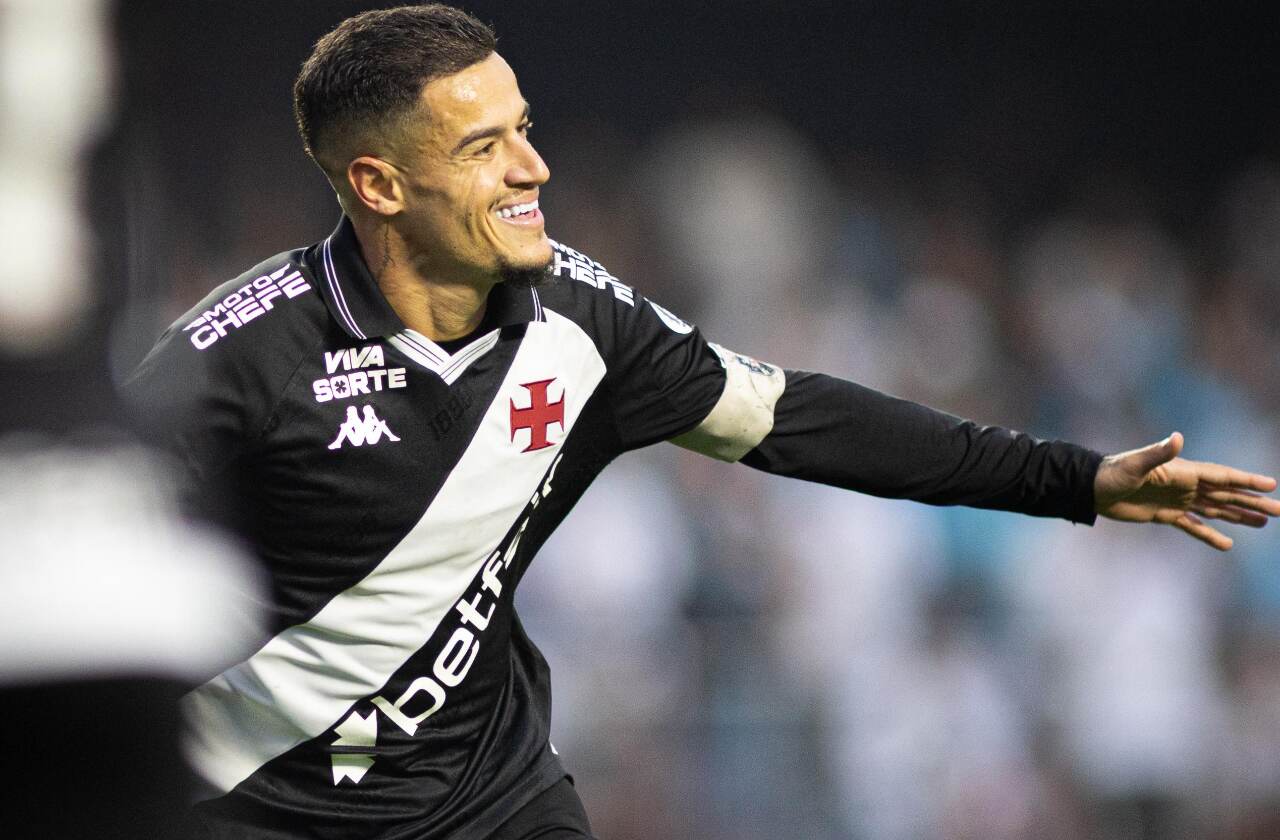 Vasco aplica goleada histórica de 6 a 0 sobre o Santos e deixa o Z4