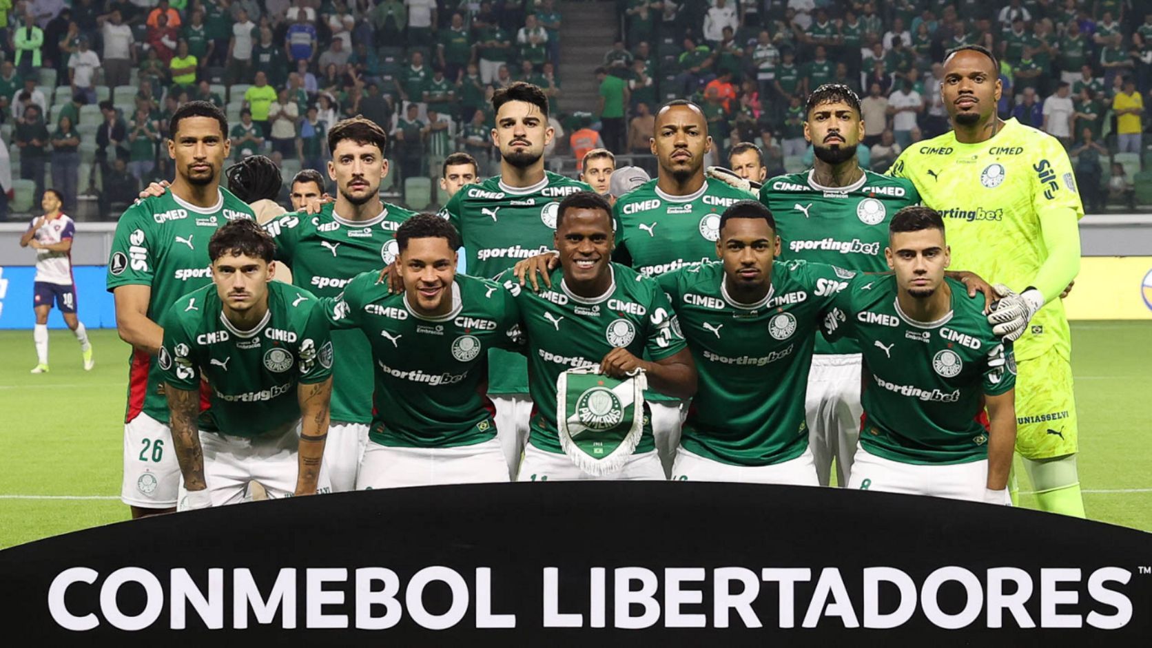 Palmeiras completa 112 anos e recebe homenagem de clubes Palmeiras completa 112 anos e recebe homenagem de clubes