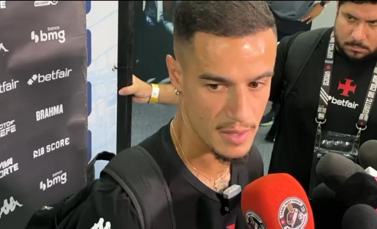 Santos avança por Coutinho, mas exige exames antes de assinar Santos avança por Coutinho, mas exige exames antes de assinar