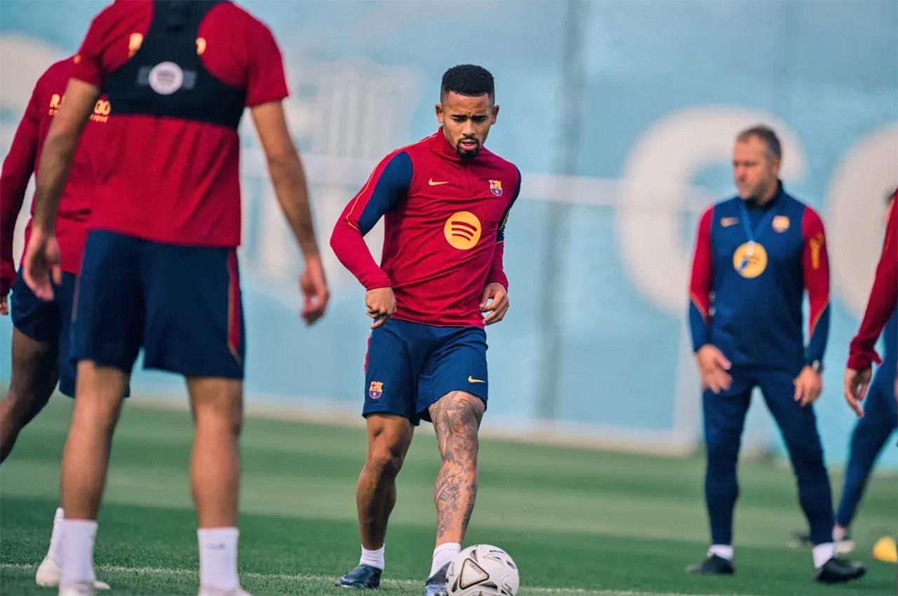 Gabriel Jesus supera Neymar e Ronaldinho em início no Barça