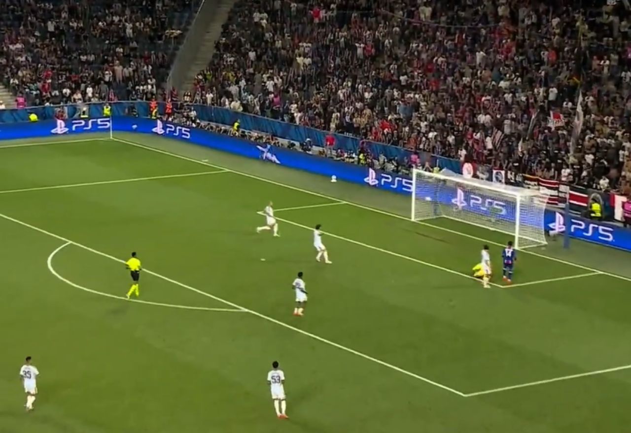 GOL DO PSG!!! Doué marca para os franceses na Supercopa GOL DO PSG!!! Doué marca para os franceses na Supercopa