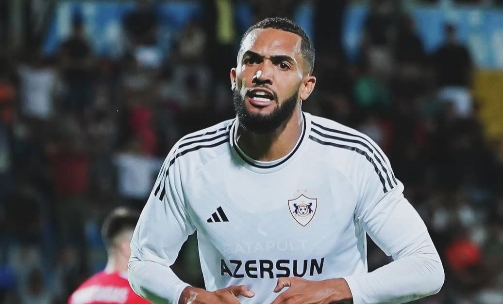 Flamengo faz nova oferta ao atacante Juninho, do Qarabag