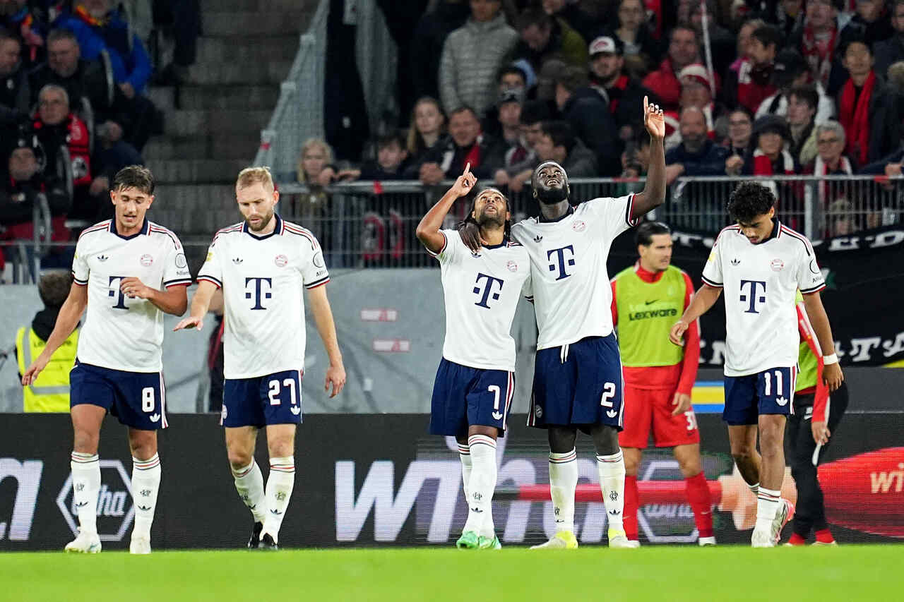 Bayern de Munique supera Freiburg e retoma a liderança 