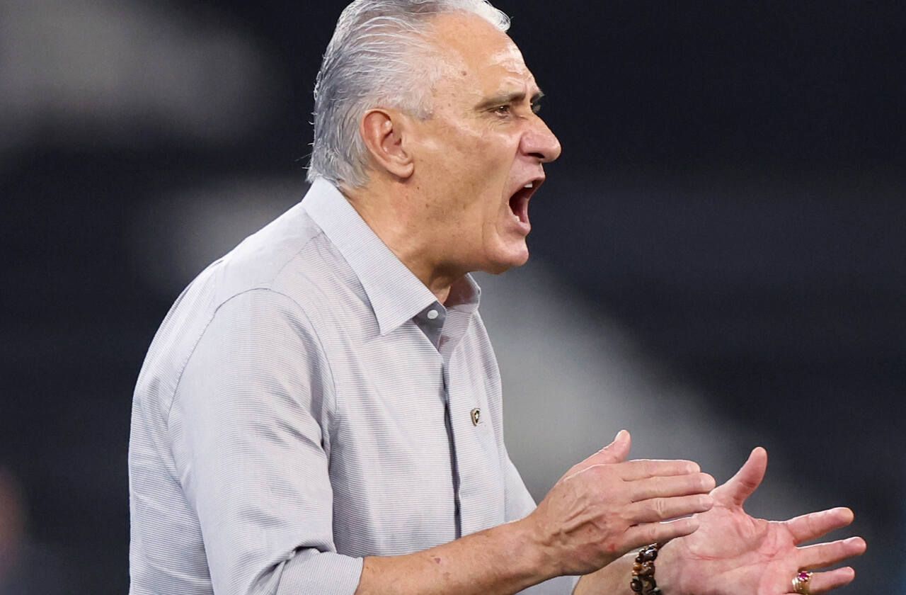 Tite é absolvido no STJD e fica no banco contra a Chape