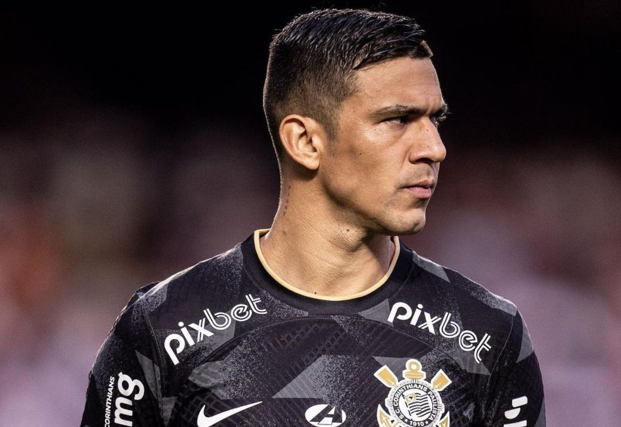 Fifa aplica transfer ban ao Corinthians por dívida com zagueiro Balbuena. Foto: Instagram/@fbalbuenito