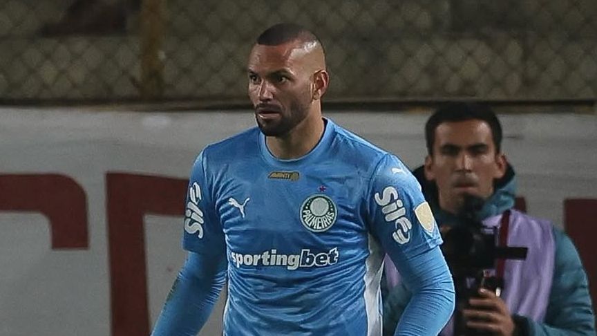 Weverton aceita proposta do Grêmio e pressiona Palmeiras