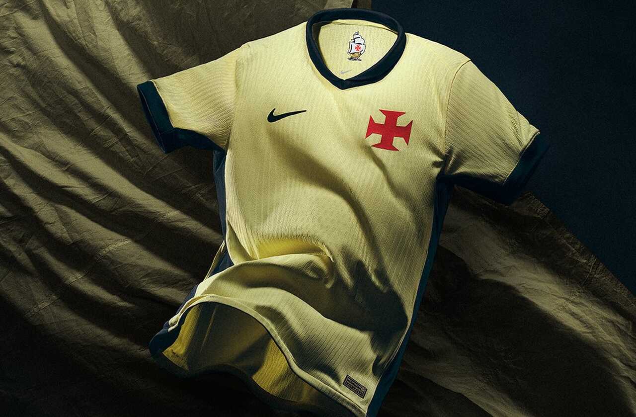 Vasco lança terceiro uniforme para a temporada de 2026