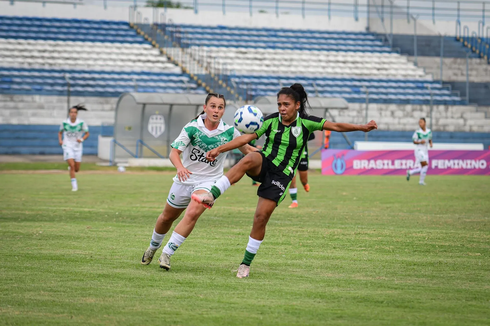 CBF afasta assistente de arbitragem após denúncia de assédio no Brasileirão Feminino