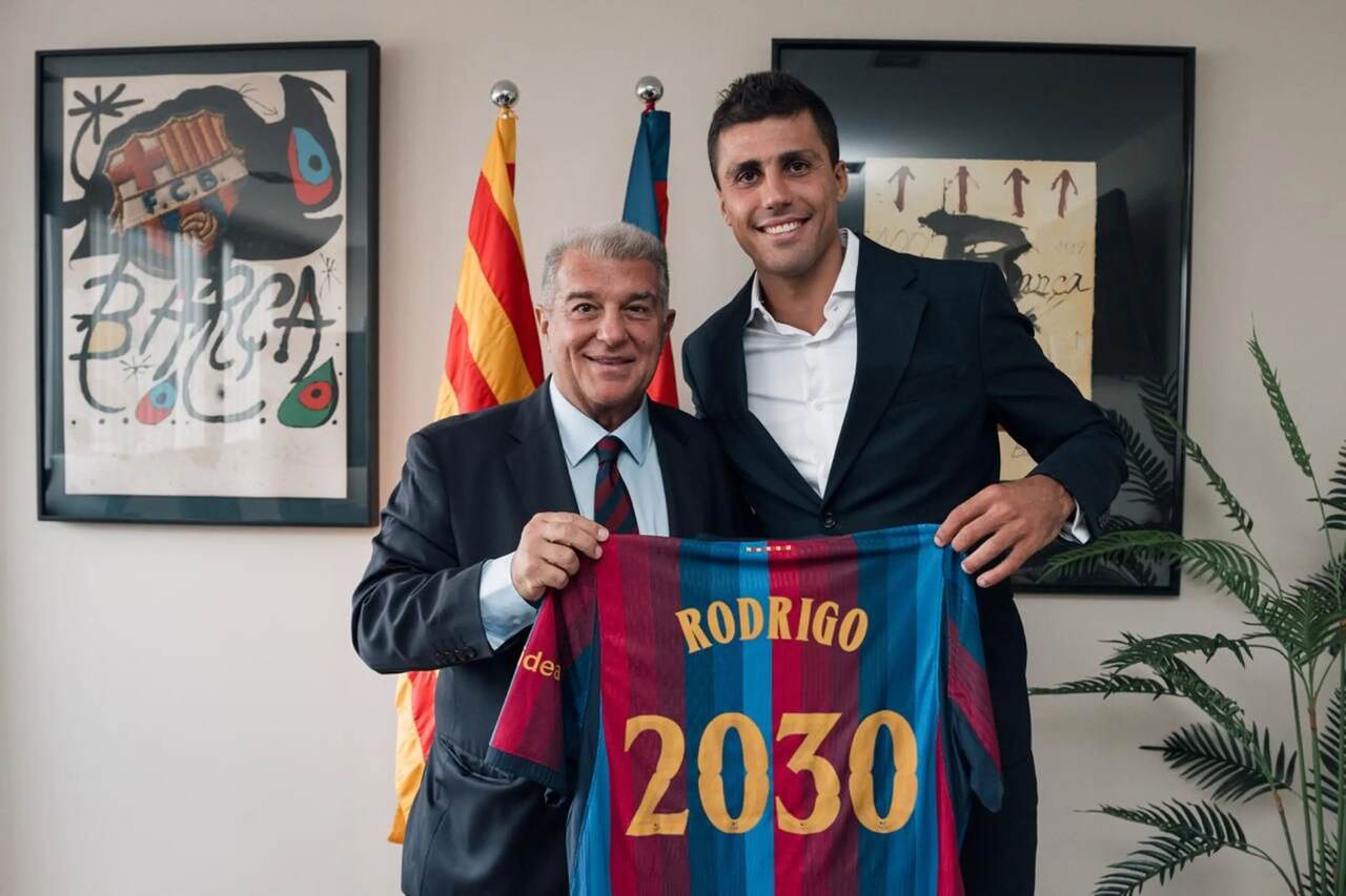 Barcelona anuncia a contratação do volante Rodri Barcelona anuncia a contratação do volante Rodri