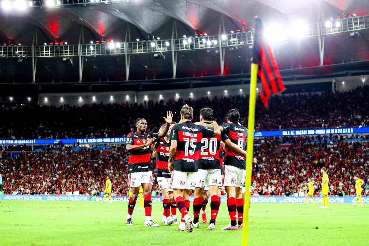 Flamengo entra no top 50 de elenco mais caro do Brasil Flamengo entra no top 50 de elenco mais caro do Brasil