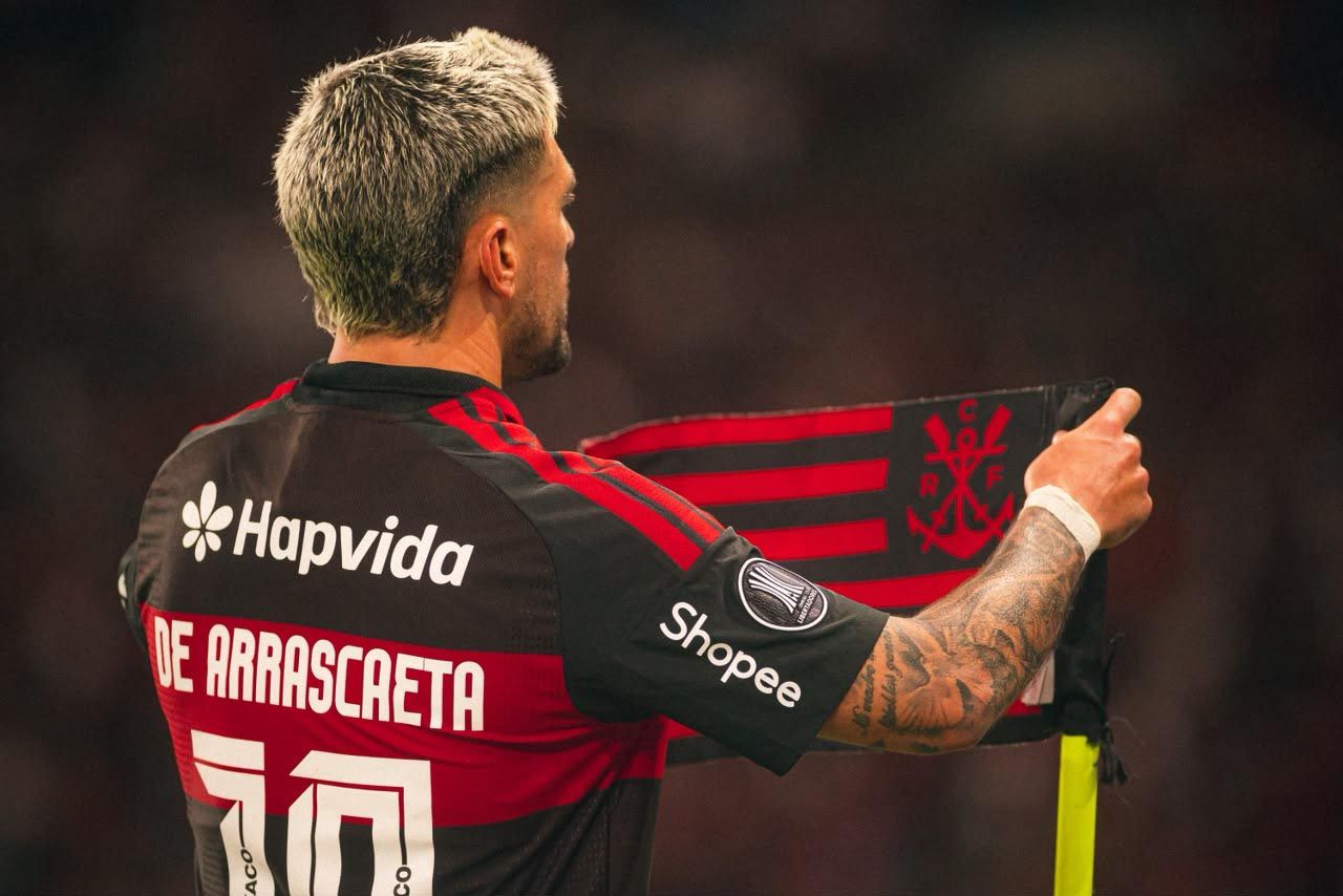 Médico do Flamengo explica lesão de Arrascaeta