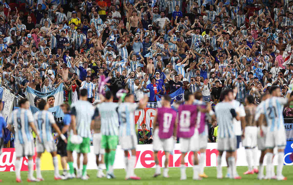 Inglaterra x Argentina: Fifa proíbe referência às Malvinas Inglaterra x Argentina: Fifa proíbe referência às Malvinas