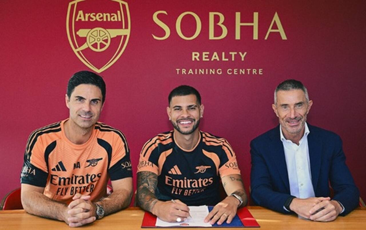 Bruno Guimarães é apresentado pelo Arsenal
