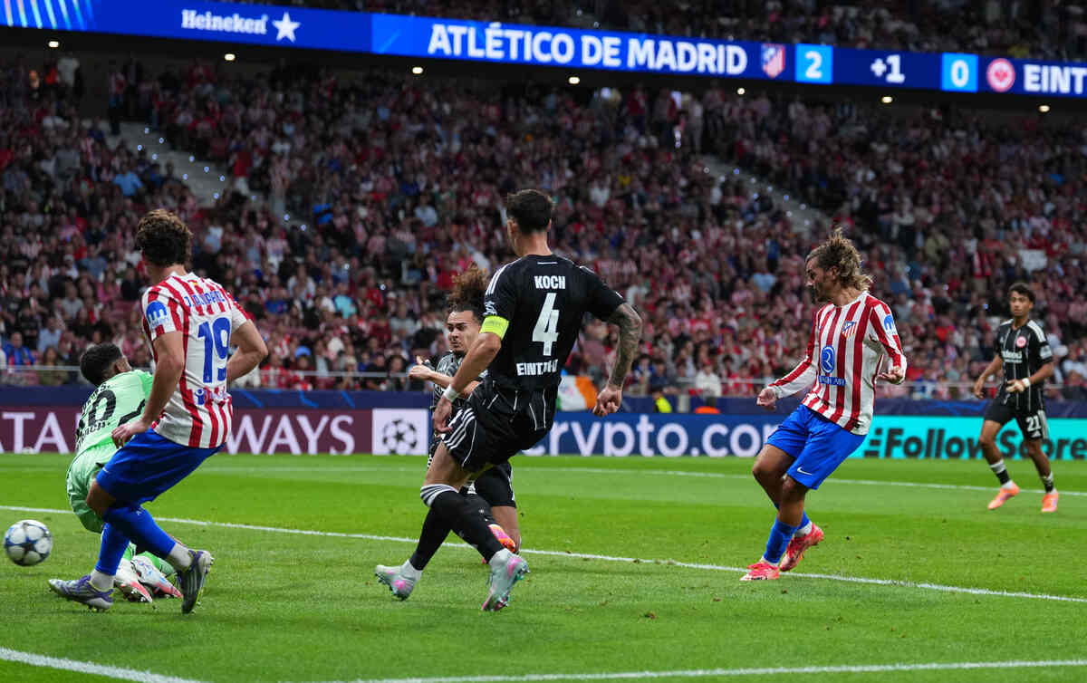 atletico-de-madrid-v-eintracht-f.jpg