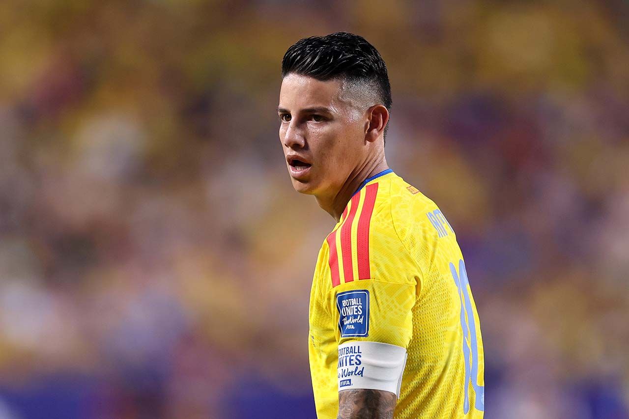 James Rodríguez iguala Ospina em jogos pela Colômbia 