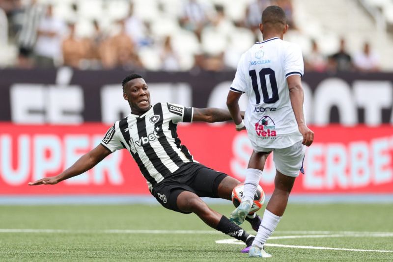 Com um a mais desde o 1º tempo, Botafogo perde para o Maricá na estreia da Taça Guanabara