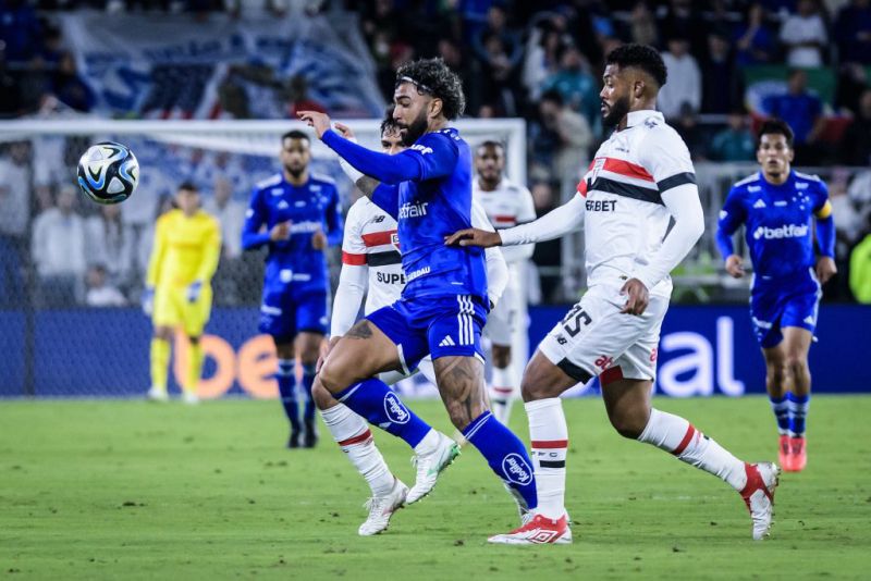 Com gols de Matheus Pereira e Luciano, Cruzeiro e São Paulo empatam no FC Series(Foto: Gustavo Aleixo/Cruzeiro)