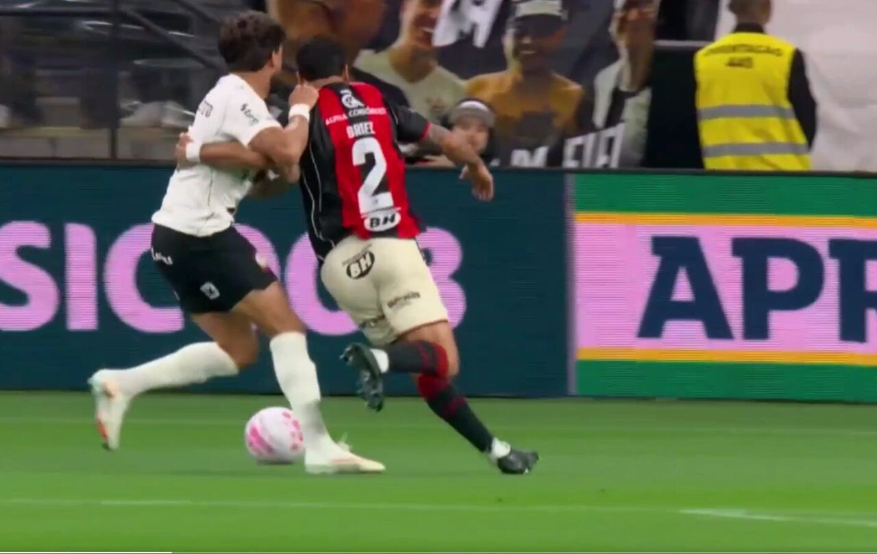 Corinthians empata com o Vitória e segue ameaçado na tabela