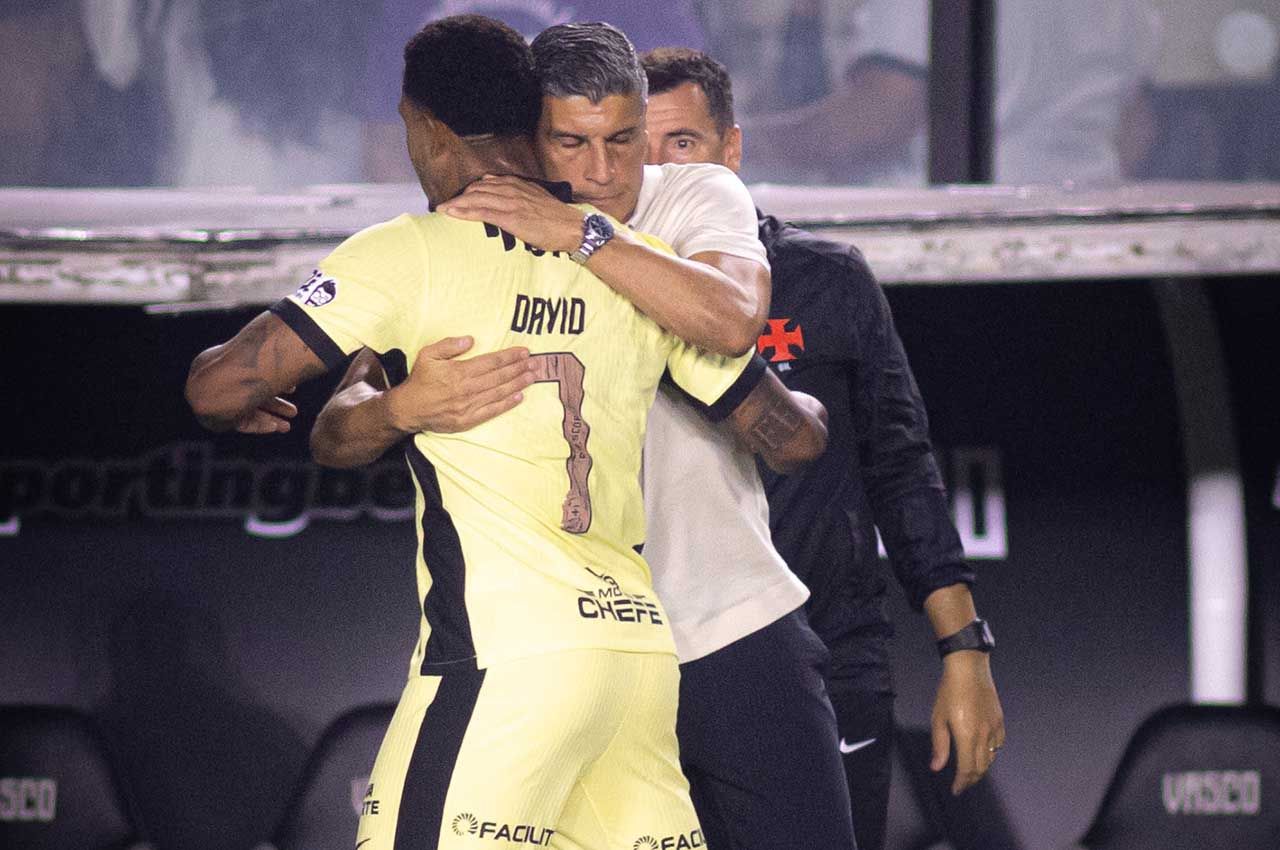 Pedro Emanuel valoriza postura do Vasco