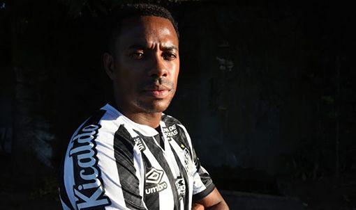 Robinho é preso pela Polícia Federal por estupro coletivo na Itália