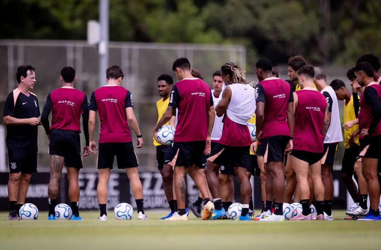 Corinthians retoma treinos e pode poupar titulares contra o Platense pela Libertadores