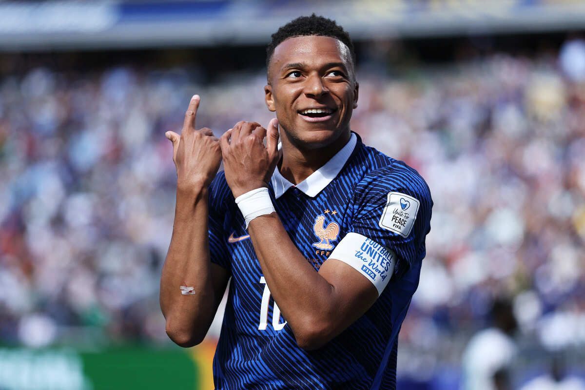 Mbappé iguala Messi em gols em Copas Mbappé iguala Messi em gols em Copas