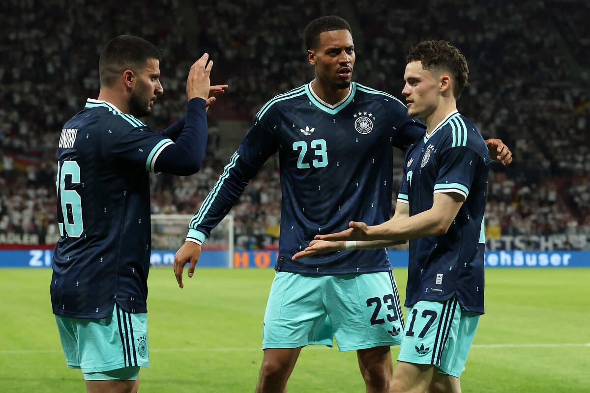 Alemanha goleia a Finlândia na sua despedida de casa rumo à Copa Alemanha goleia a Finlândia na sua despedida de casa rumo à Copa