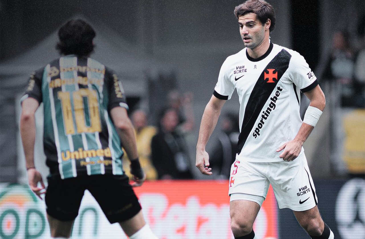 Vasco quebra tabu histórico e vence Grêmio de virada Vasco quebra tabu histórico e vence Grêmio de virada