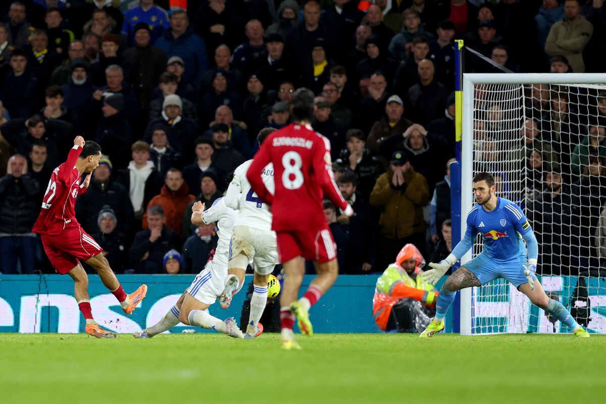 Em jogo com seis gols, Leeds arranca empate com Liverpool no fim