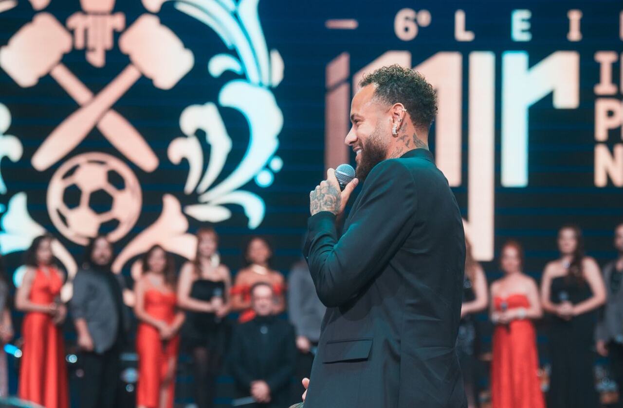 Leilão Neymar: veja os itens e os valores milionários Leilão Neymar: veja os itens e os valores milionários