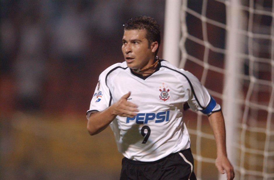 Corinthians volta a enfrentar o Rosario Central após 26 anos Corinthians volta a enfrentar o Rosario Central após 26 anos