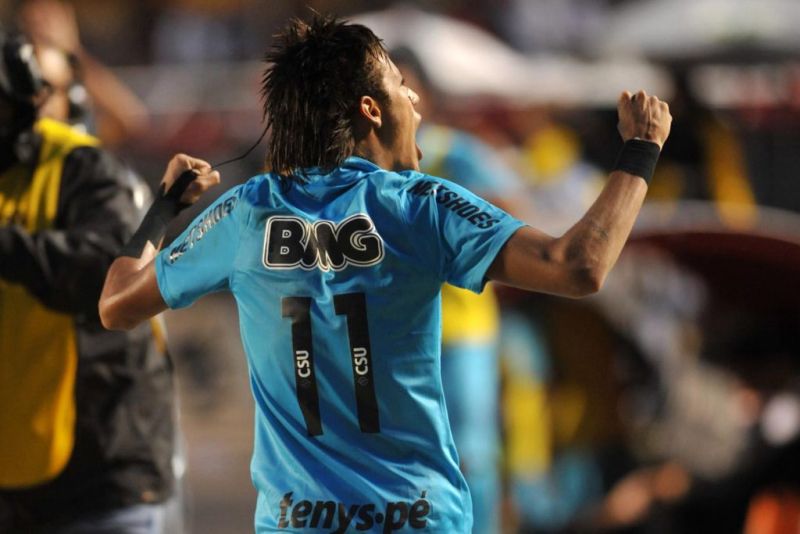 O bom filho à casa torna: relembre a carreira de Neymar, novo reforço do Santos