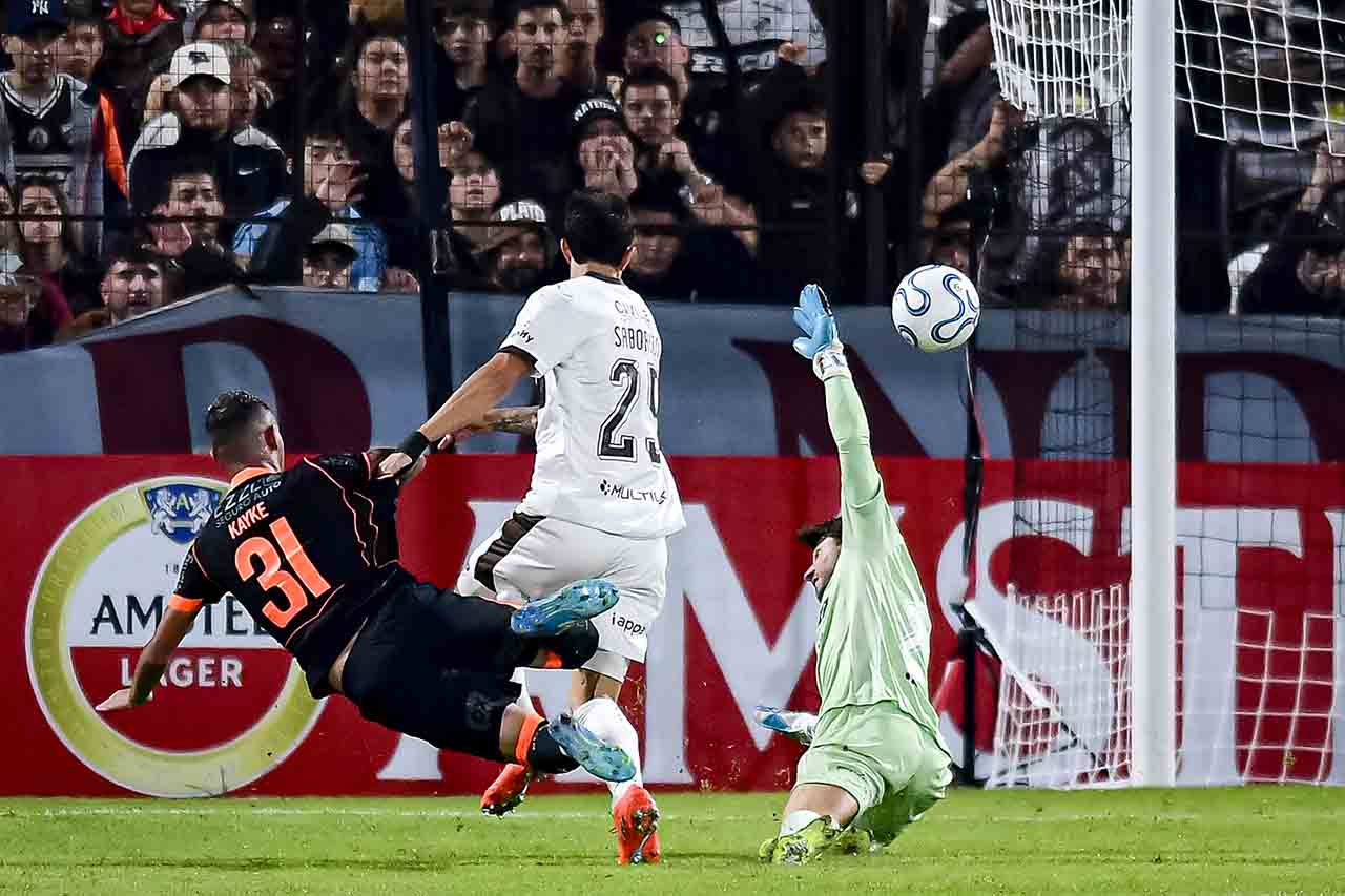 Corinthians coloca invencibilidade na Argentina à prova Corinthians coloca invencibilidade na Argentina à prova