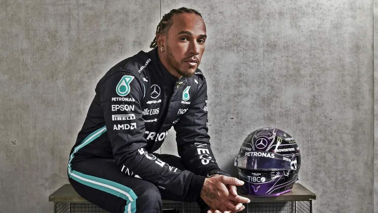 Lewis Hamilton diz que vai torcer para o Brasil na Copa