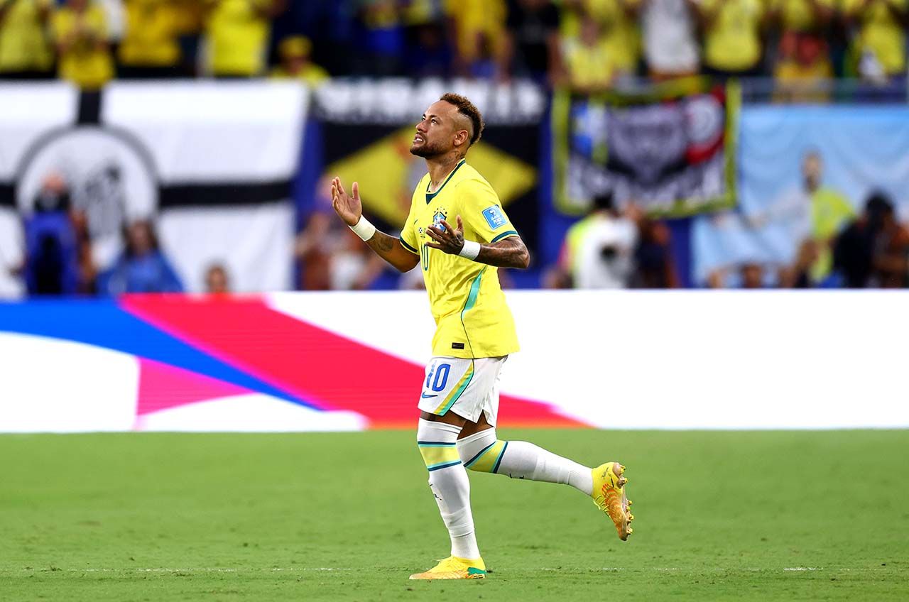 Neymar volta à Seleção após 981 dias e entra contra a Escócia