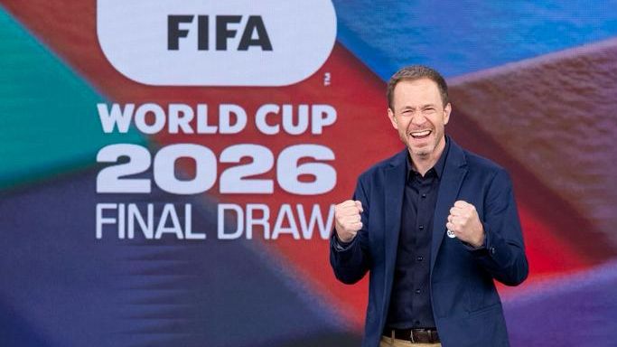 Tiago Leifert monta escalação ideal do Brasil para a Copa do Mundo